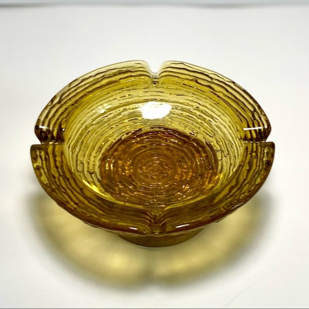 🌟 Anchor Hocking Soreno Ashtray in Amber